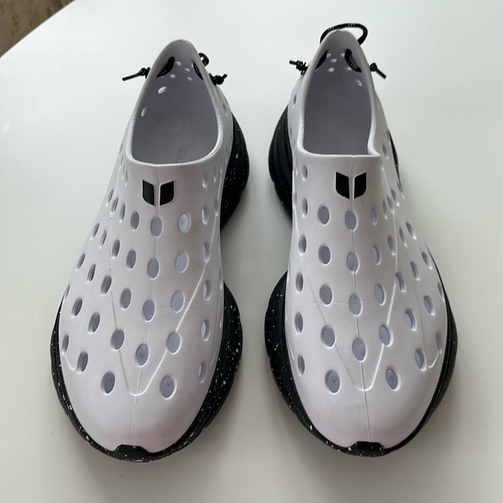 Kane Revive Black and White Speckle